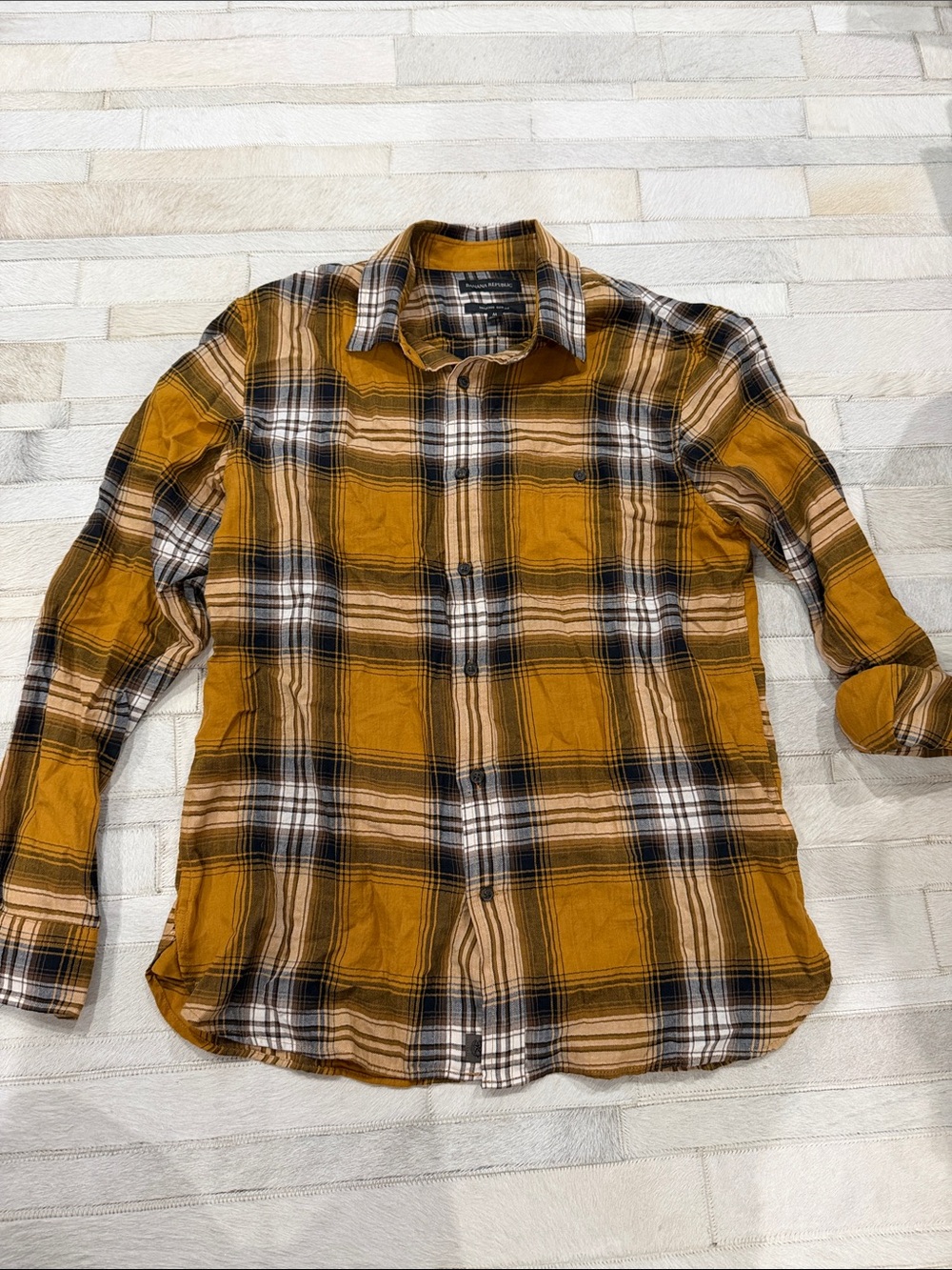 Banana Republic Men's Yellow Plaid Button-Down Shirt